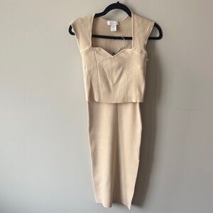 House of Harlow Elegant Cream 2 Piece Sweater Set